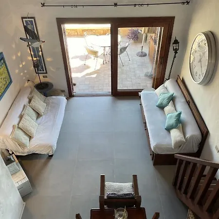 Apartment Punta Est Trilocale Soppalco Con Terrazza Vista Mare