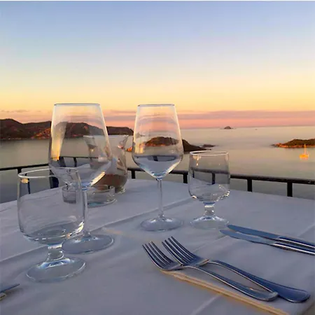 Punta Est Trilocale Soppalco Con Terrazza Vista Mare Apartment Capo Coda Cavallo