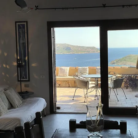 Punta Est Trilocale Soppalco Con Terrazza Vista Mare *